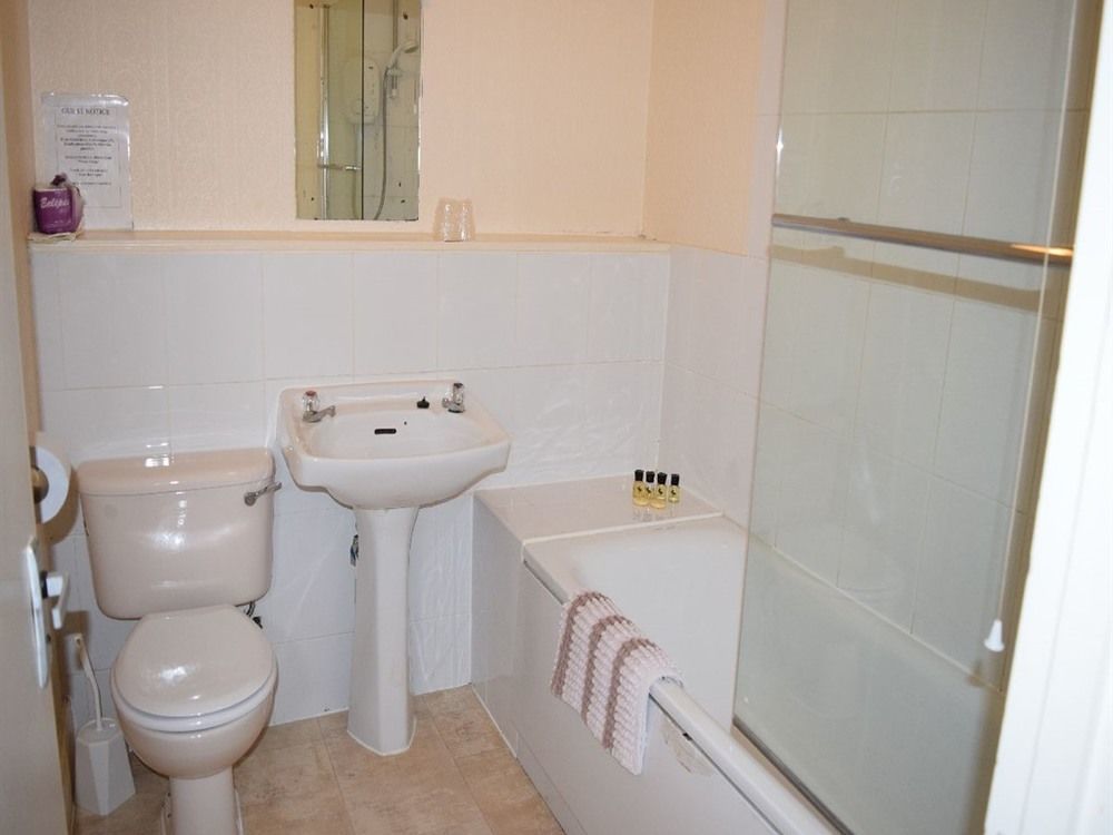 The Cranley Hotel Кренлей Екстер'єр фото